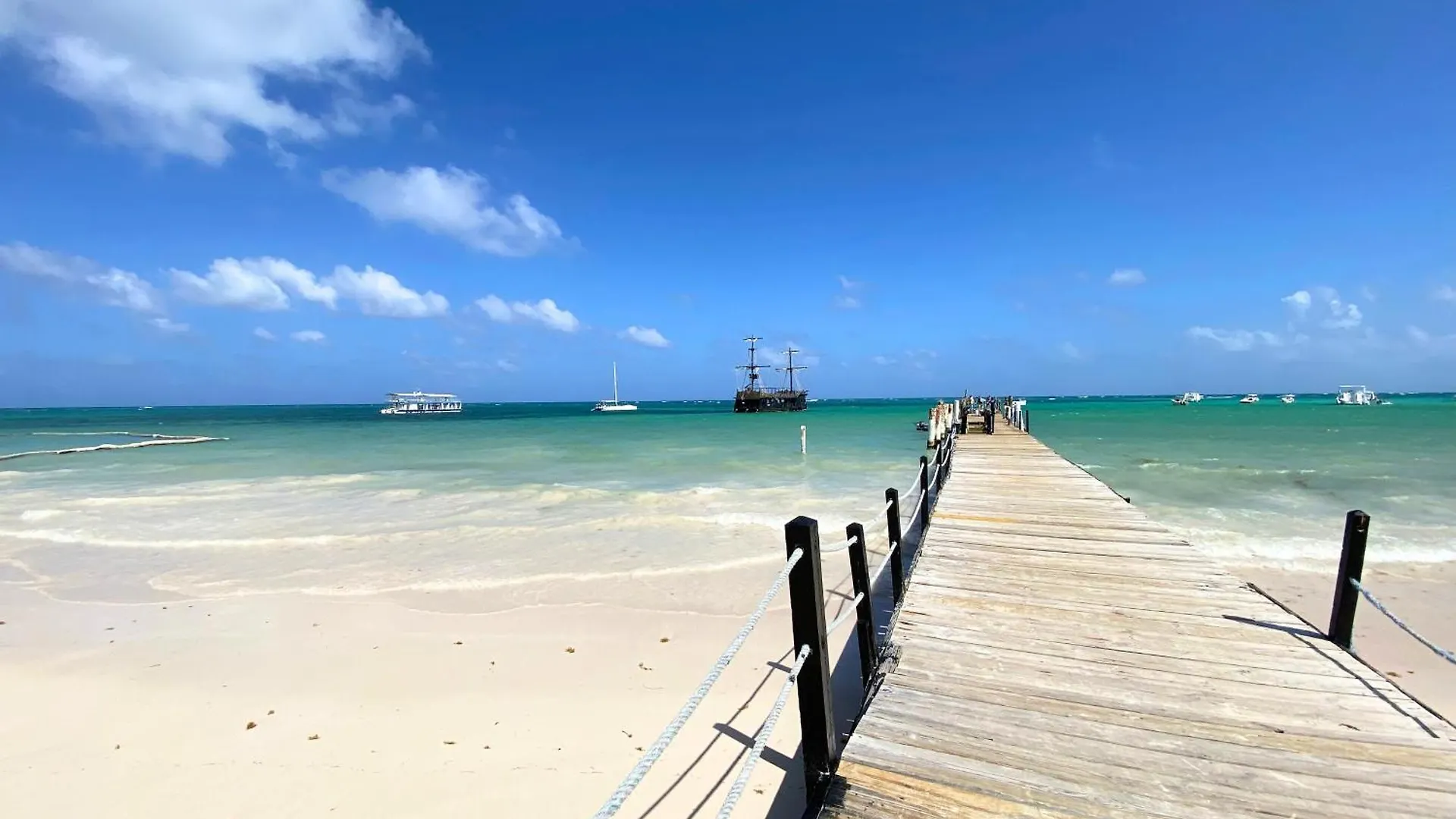 Otel Caraibico Suites Rooftop Pool & Beach Club Punta Cana